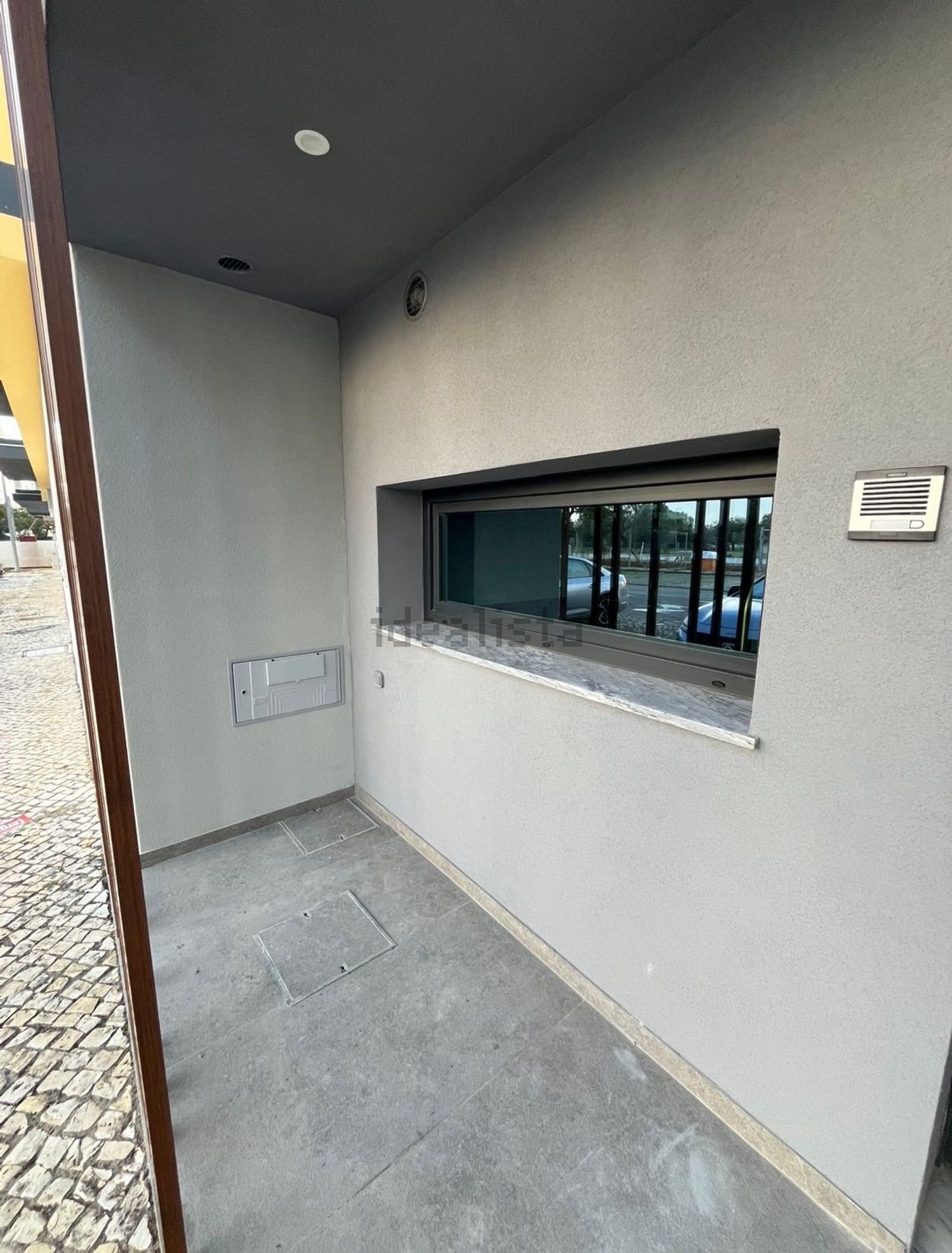 双拼别墅出售在Avenida Cidade da Praia - 外立面