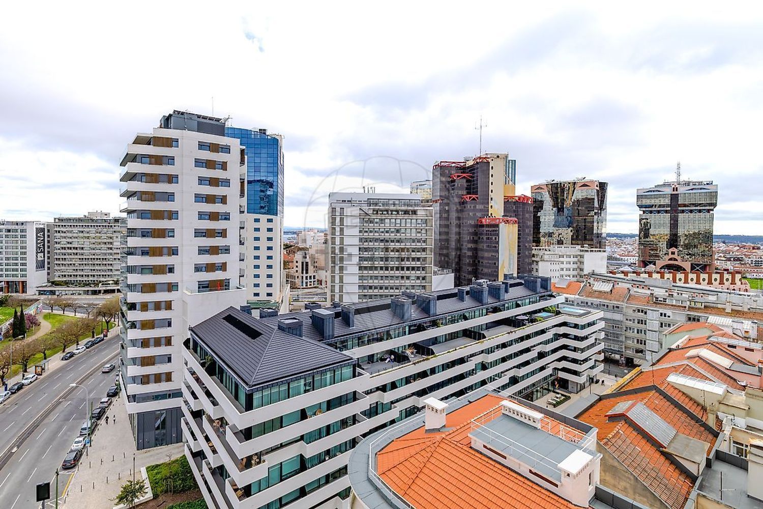 公寓 t3出售在Avenida Conselheiro Fernando de Sousa, 23 C - 游泳池