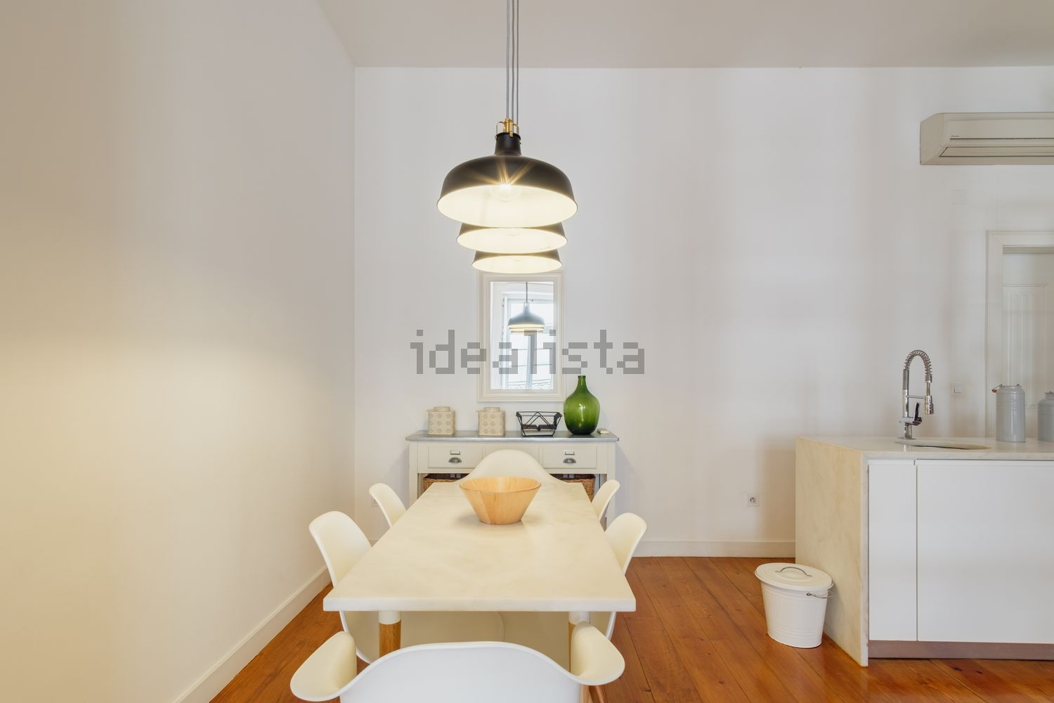 公寓 t2出售在Rua da Boavista, 44 - 餐厅