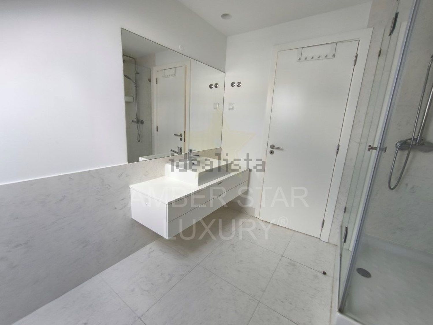 出租公寓 t4在 Bairro Azul - Parque Eduardo VII - 卫生间