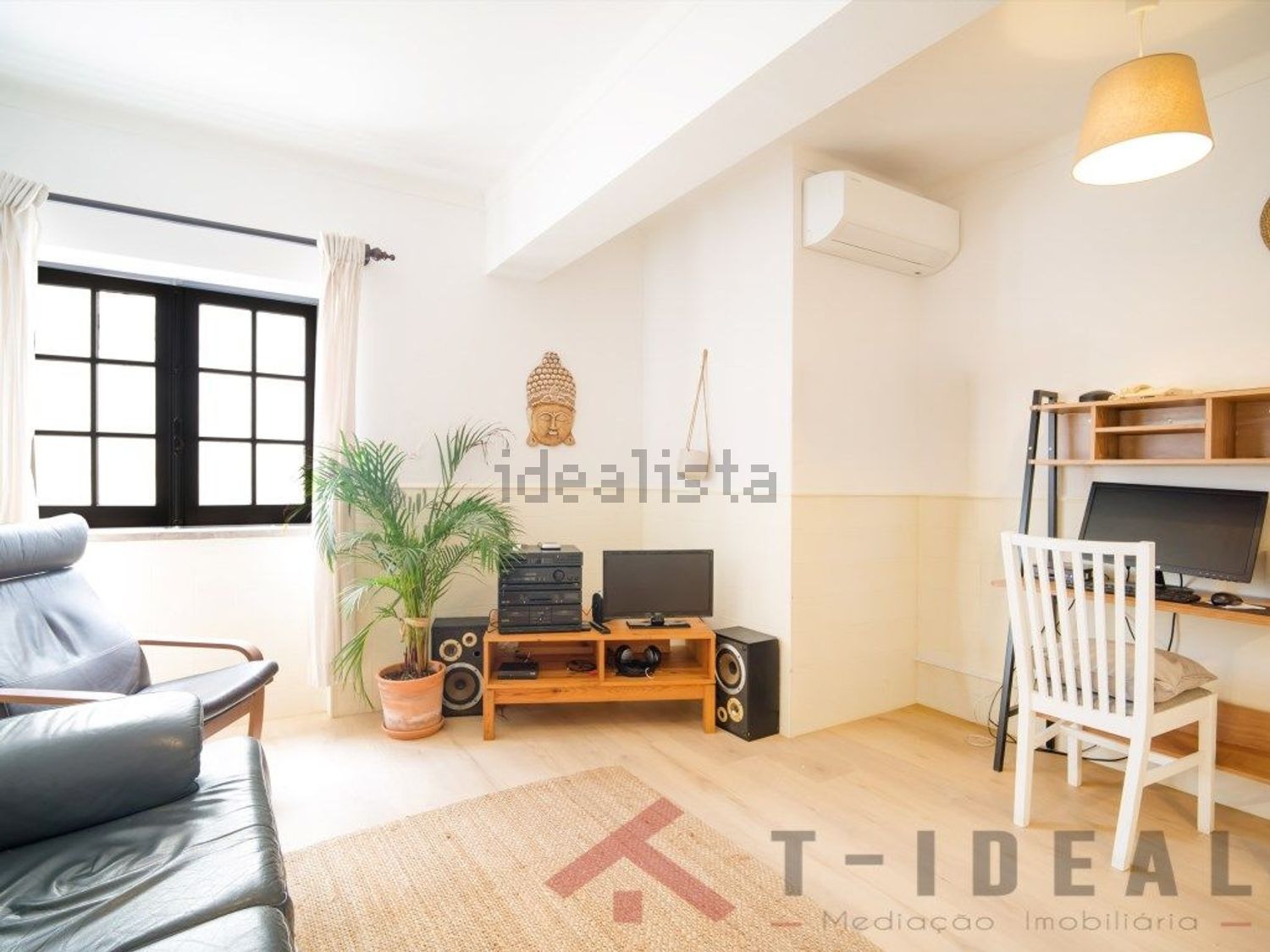 公寓 t1出售在Rua Estrela do Mar - 客厅