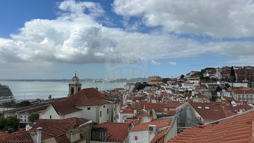 T0（单人公寓）出售在Rua de Santa Marinha