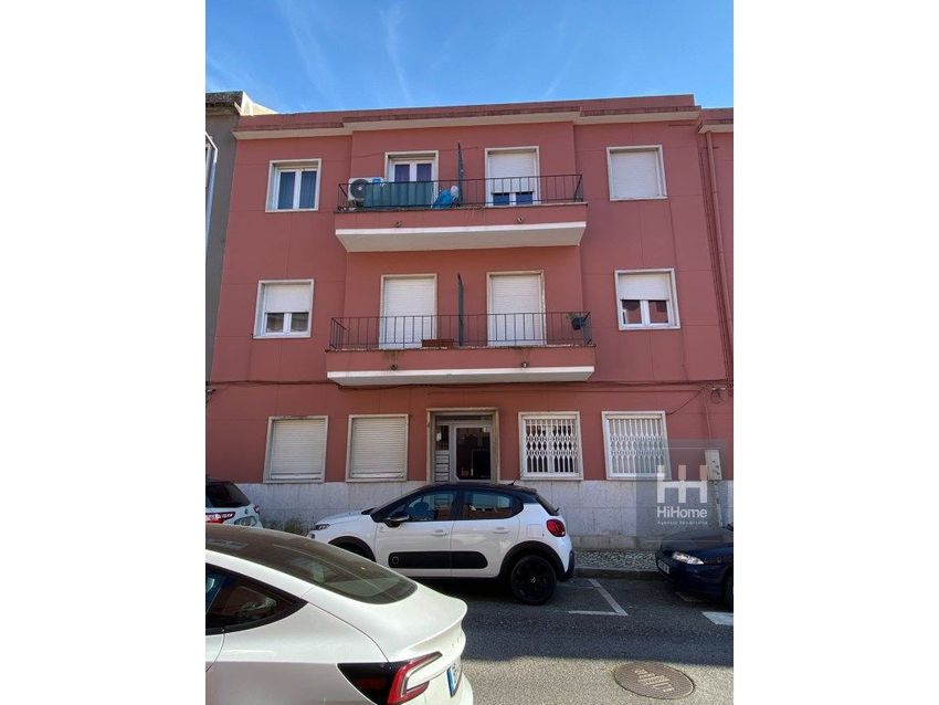 公寓 t2出售在Rua Santo António de Lisboa, 4