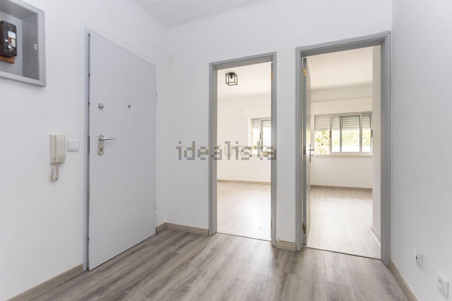 公寓 t2出售在Rua Cardeal Patriarca Dom António Ribeiro, 5 - 照片