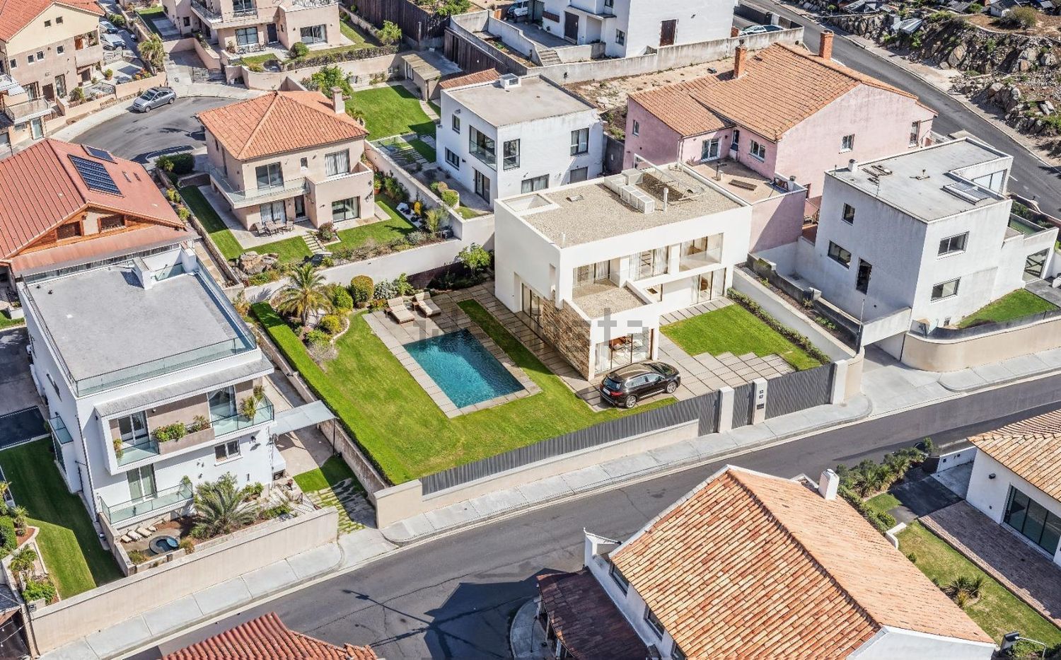 小楼房或独栋别墅出售在Rua Infante Sagres, 126 - 照片