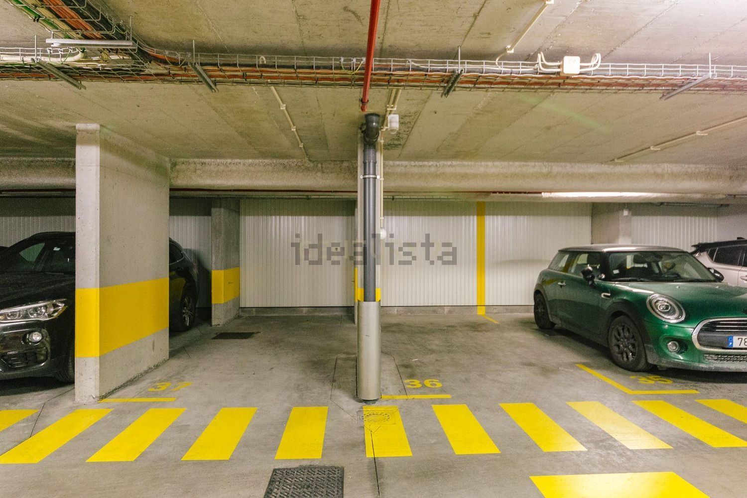 出租公寓 t2在 Gulbenkian - Praça Espanha - 停车位