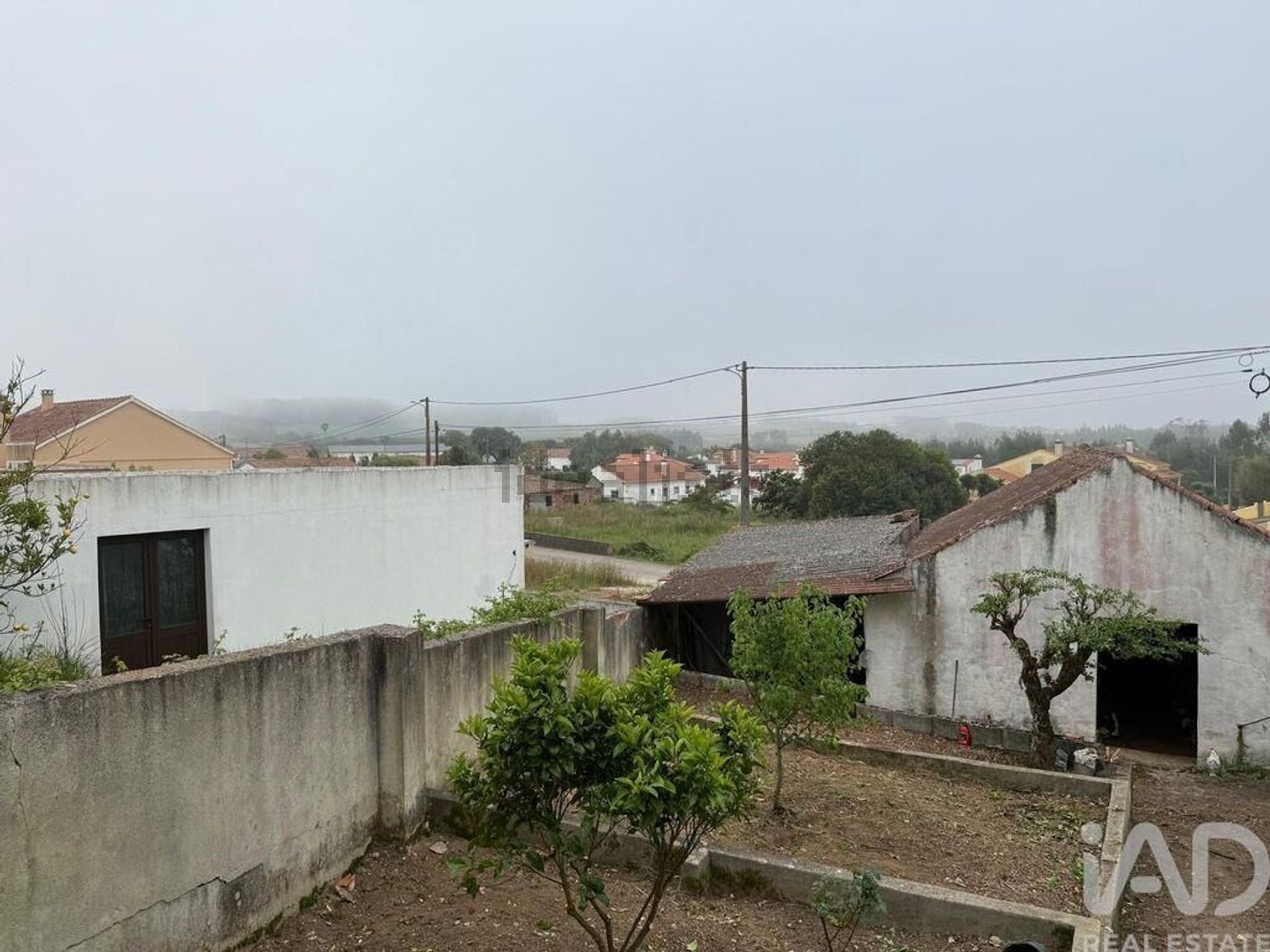 小楼房或独栋别墅出售在 São Bartolomeu dos Galegos e Moledo - 周边