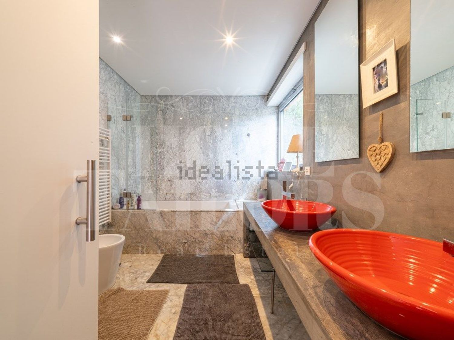 小楼房或独栋别墅出售在Rua Armando Villar - 卫生间