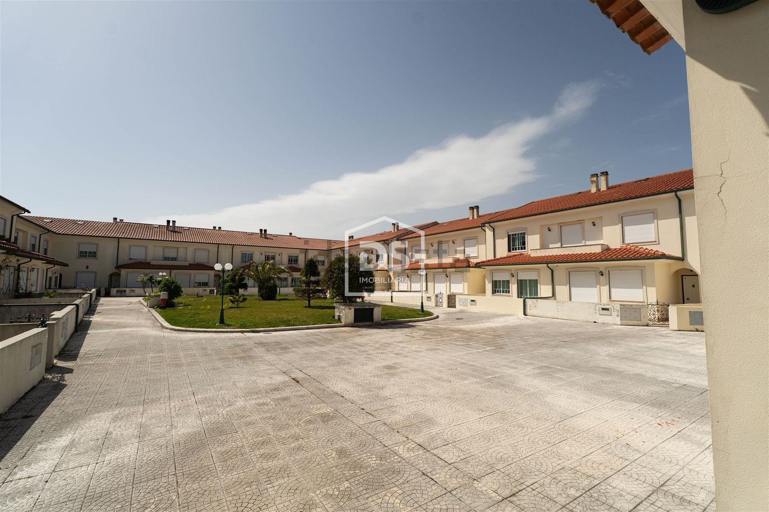 联排别墅出售在Rua Álvaro Ferreira da Silva, 17 - 花园