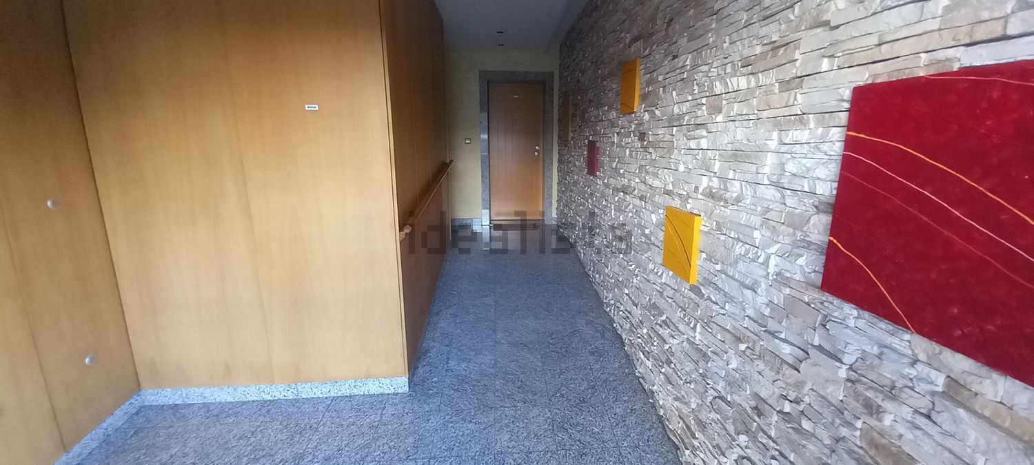 公寓 t2出售在Avenida António Ribeiro Chiado, 11 n - 共同区域