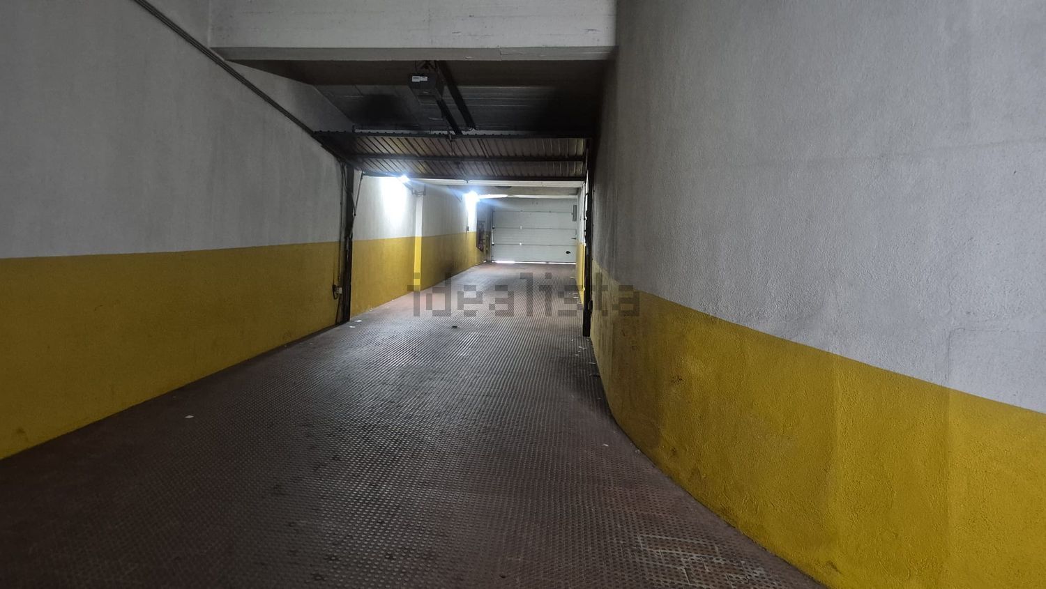 公寓 t3出售在Estrada da Luz - 停车位