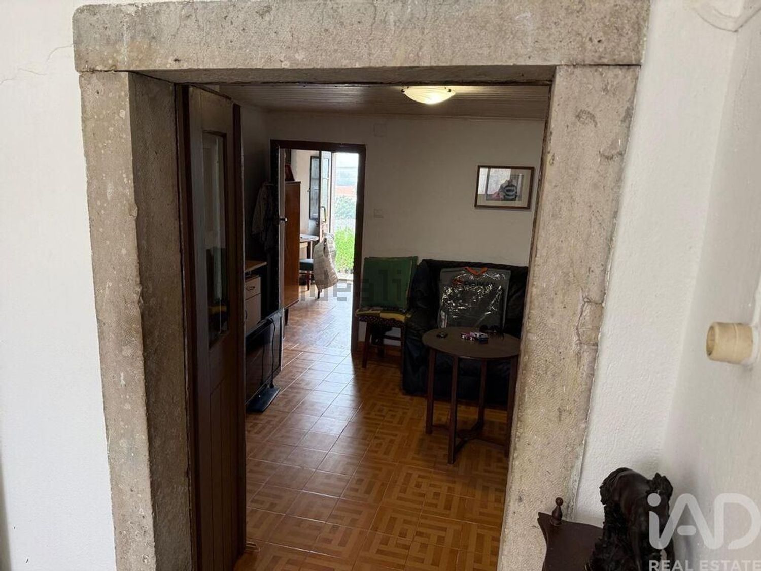 小楼房或独栋别墅出售在 São Bartolomeu dos Galegos e Moledo - 过道
