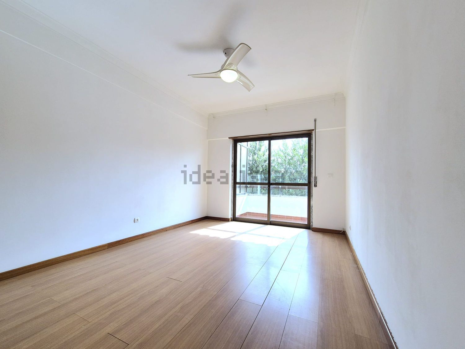 公寓 t3出售在Rua Rio da Costa, 167 - 客厅