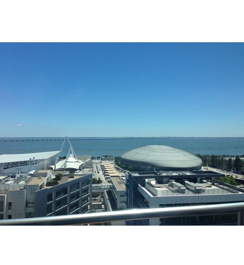 公寓 t3出售在Avenida Dom João II, 33 a