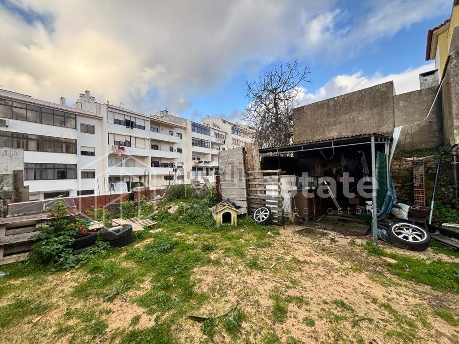 双拼别墅出售在Rua Arquitecto Cottinelli Telmo - 照片