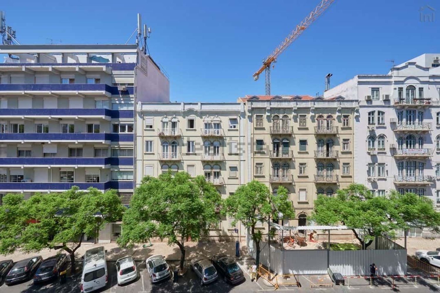 出租房间在Avenida Miguel Bombarda, 93 - 视线