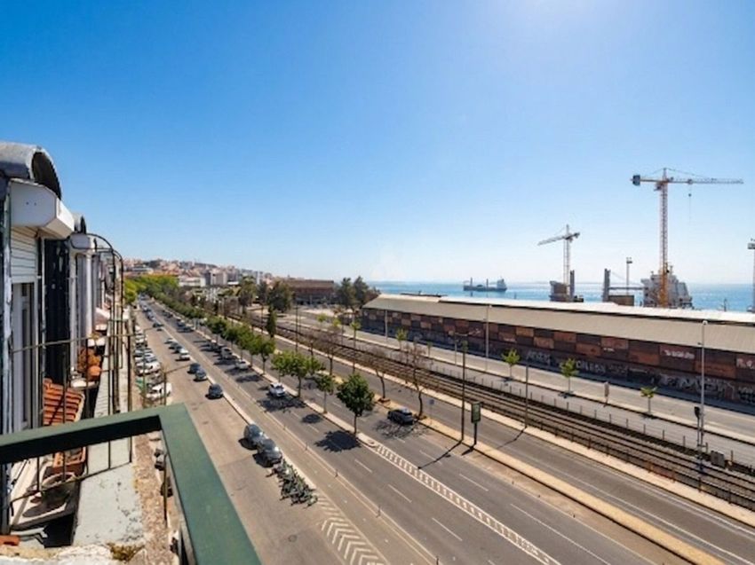 公寓 t3出售在Avenida 24 de Julho s/n