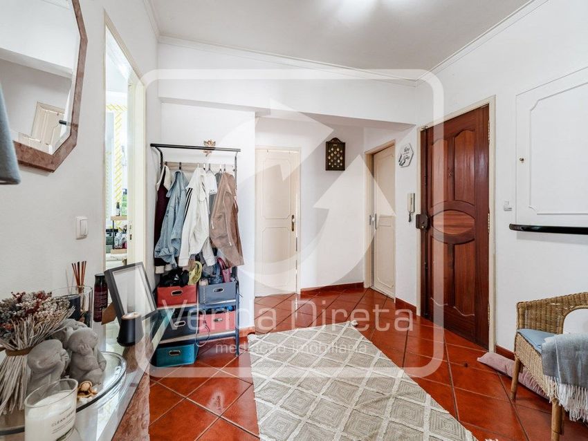 公寓 t2出售在Rua Amílcar Buíssa, 7