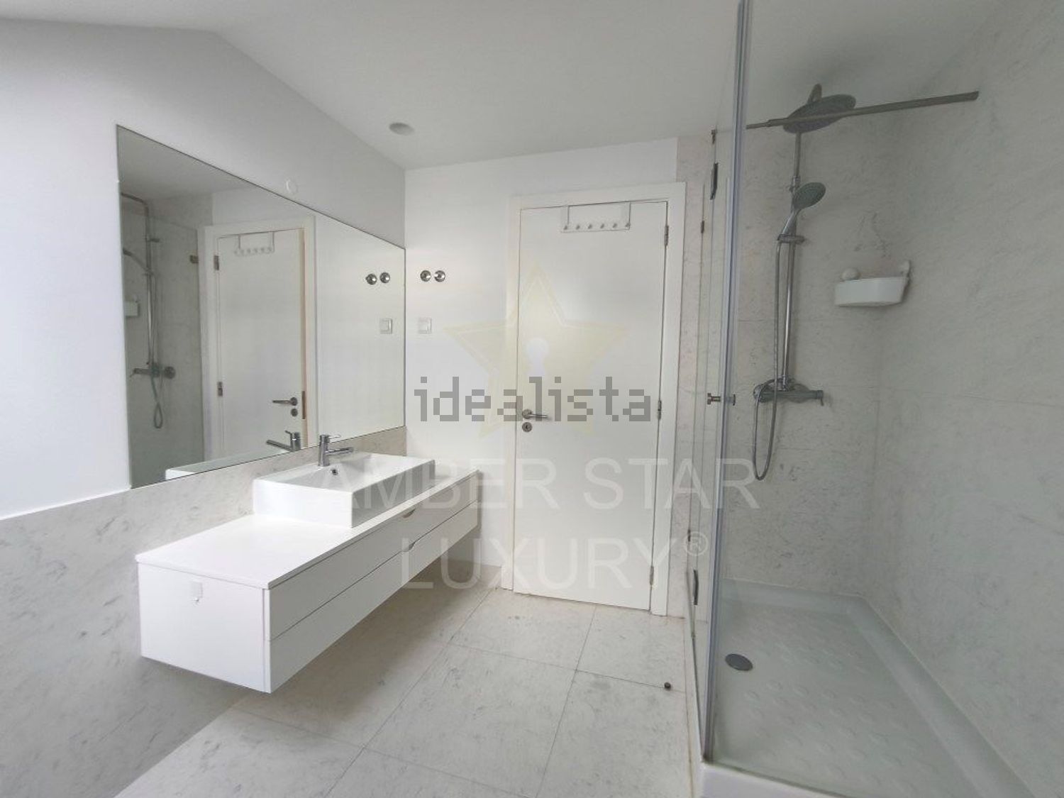出租公寓 t4在 Bairro Azul - Parque Eduardo VII - 卫生间