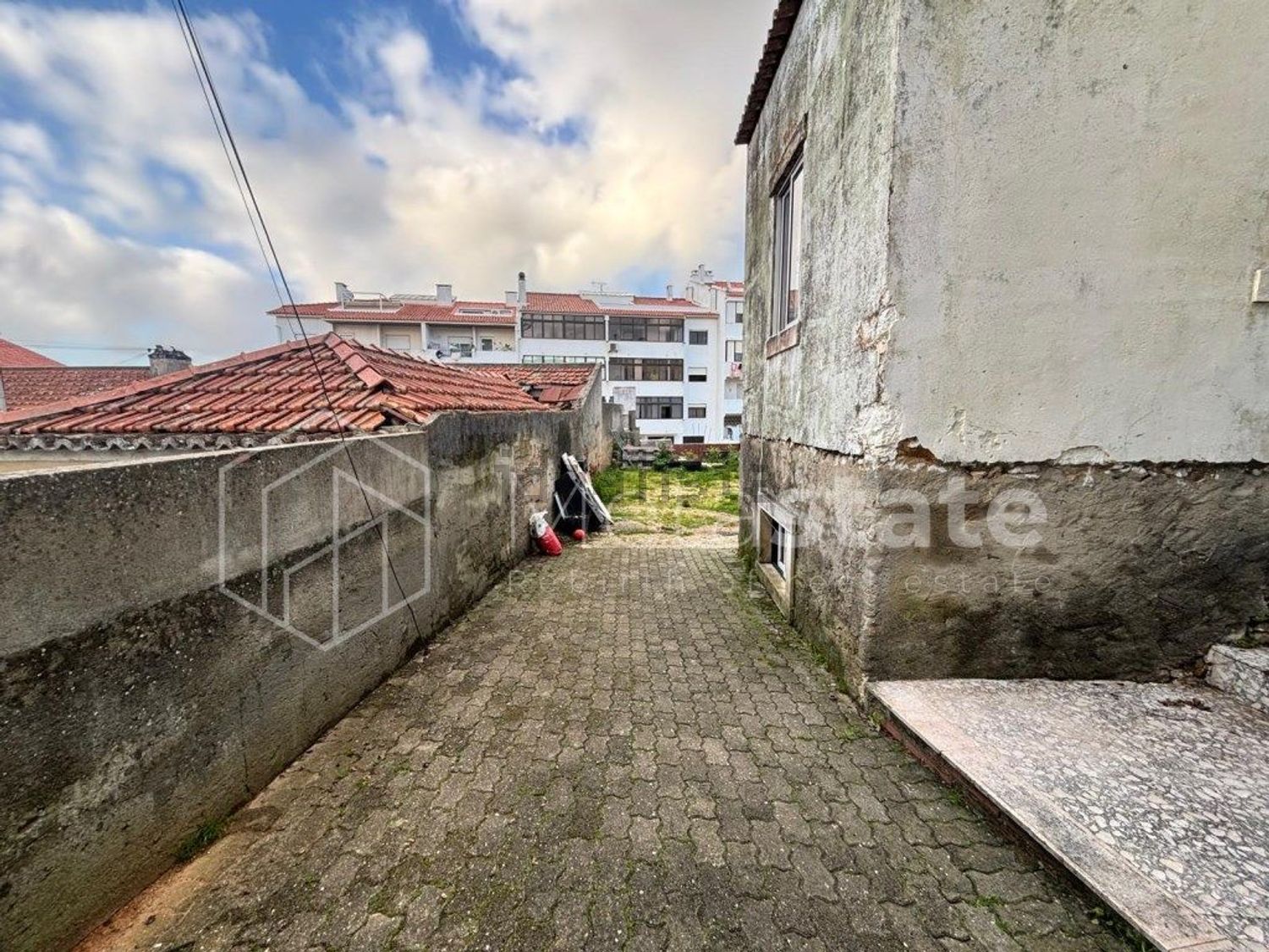 双拼别墅出售在Rua Arquitecto Cottinelli Telmo - 照片
