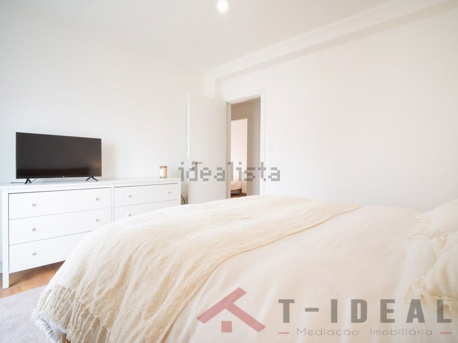 公寓 t3出售在Rua Santa Clara - 卧室