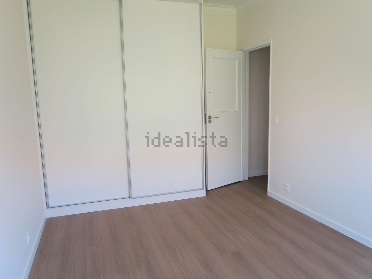 出租公寓 t1在 Av. Padre Himalaia - 卧室