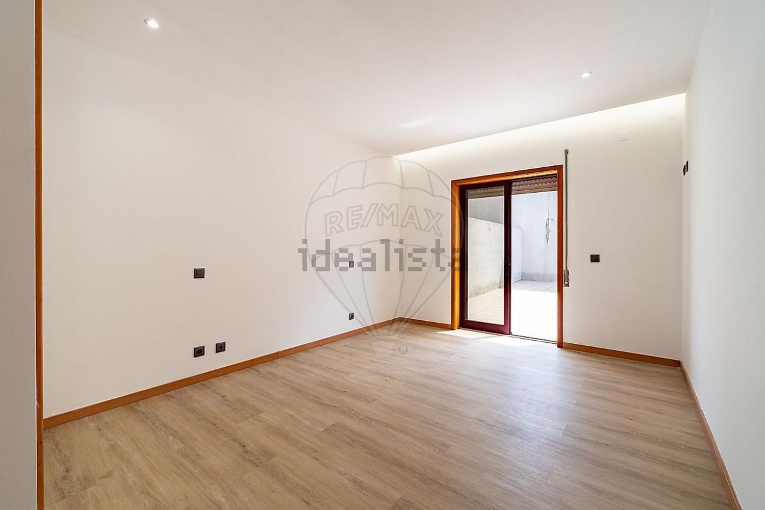小楼房或独栋别墅出售在Rua Infante Sagres, 126 - 照片