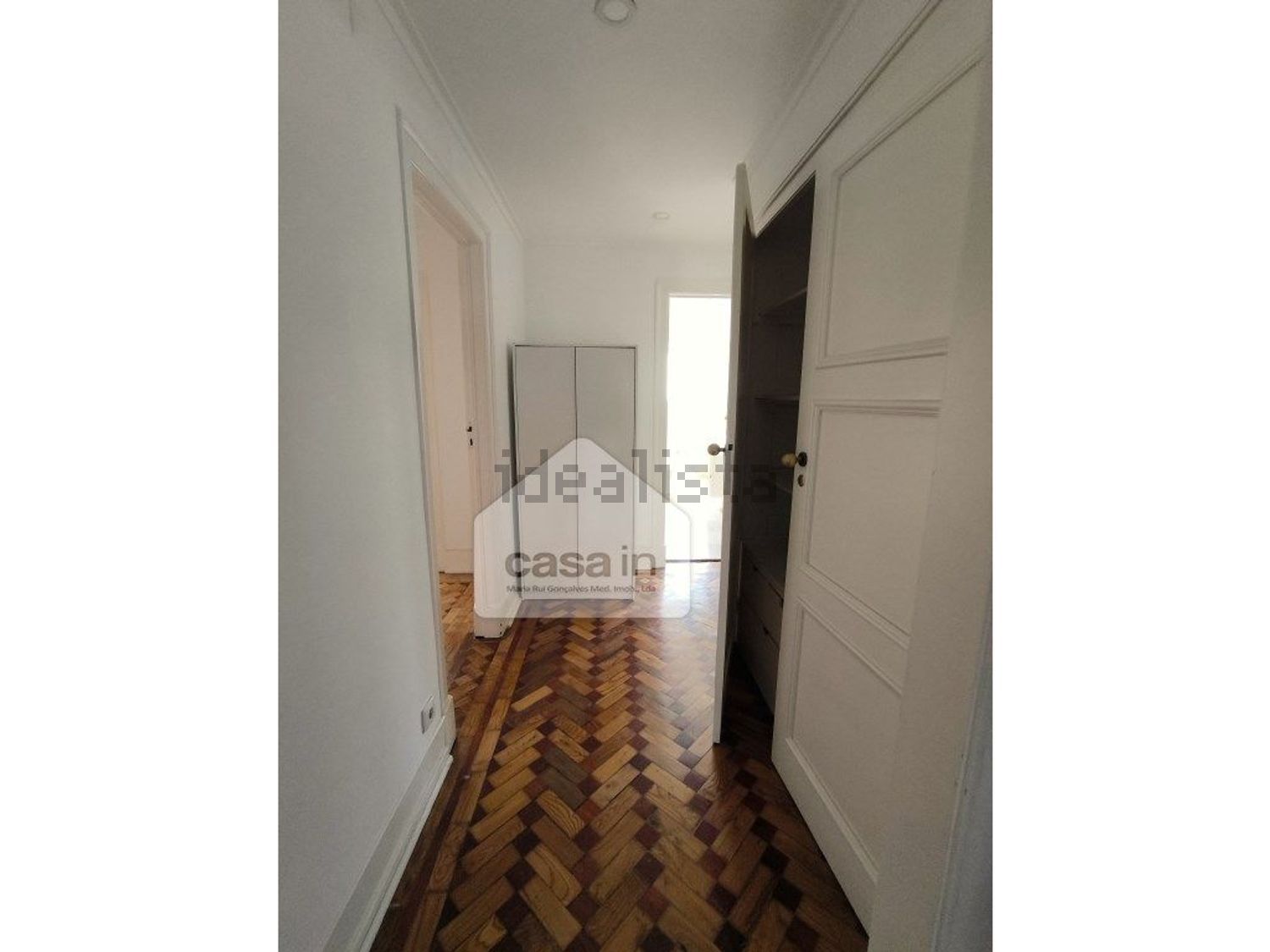 出租公寓 t5在Avenida Sidónio Pais, 14 - 过道