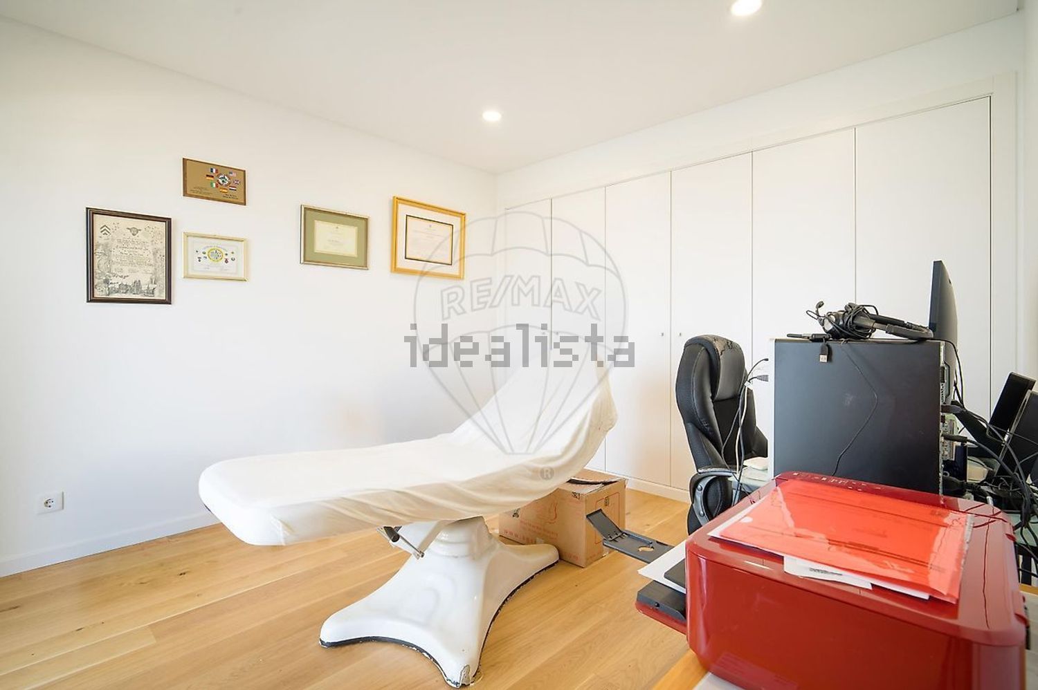 小楼房或独栋别墅出售在Rua Conceiçao Sales - 照片