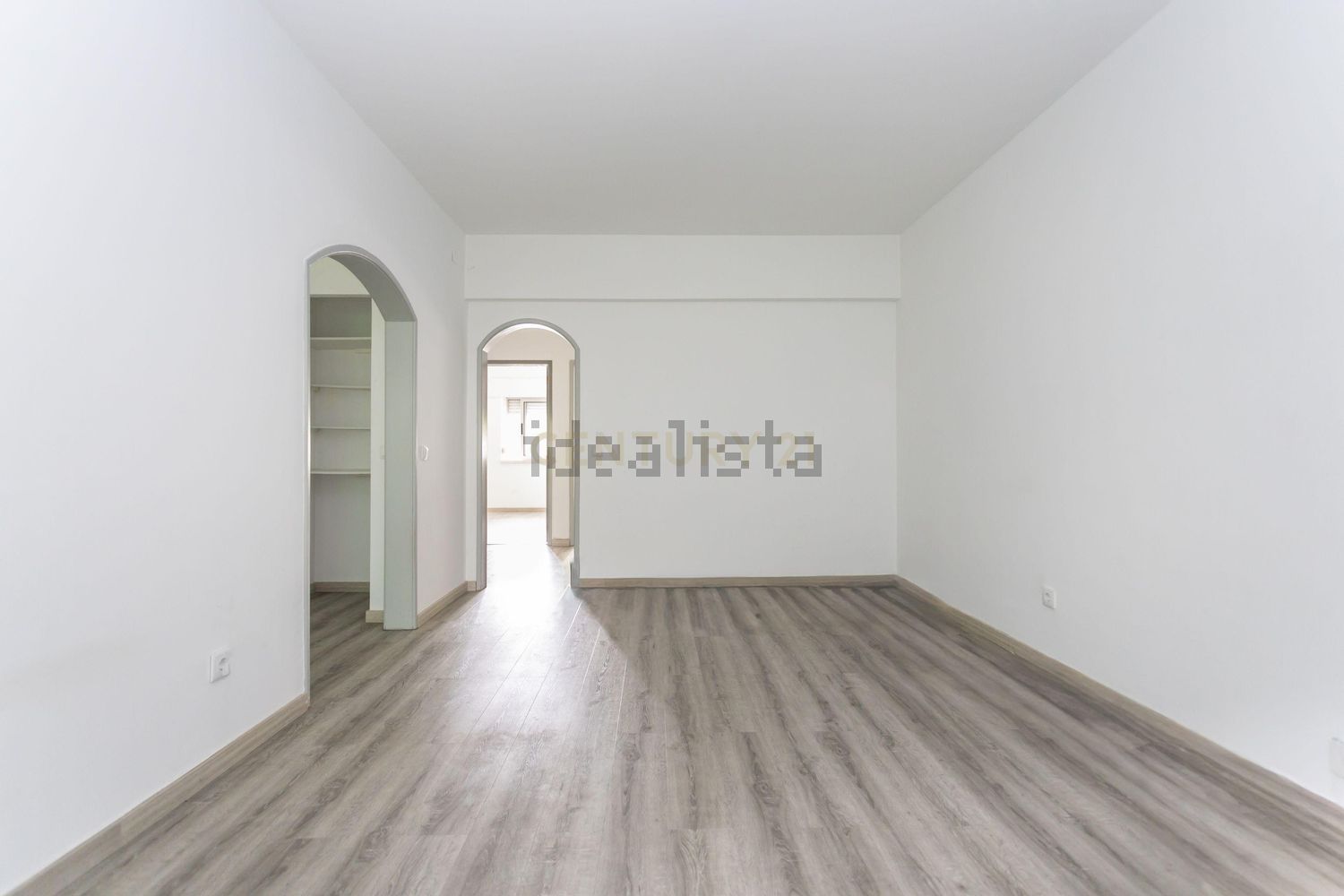 公寓 t2出售在Rua Cardeal Patriarca Dom António Ribeiro, 5 - 居住