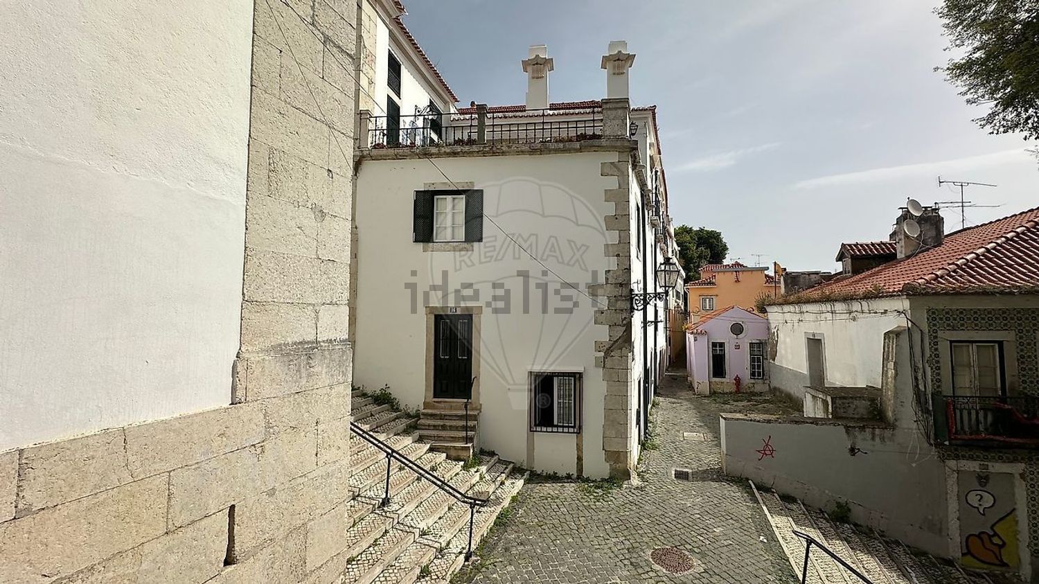 T0（单人公寓）出售在Rua de Santa Marinha - 外立面