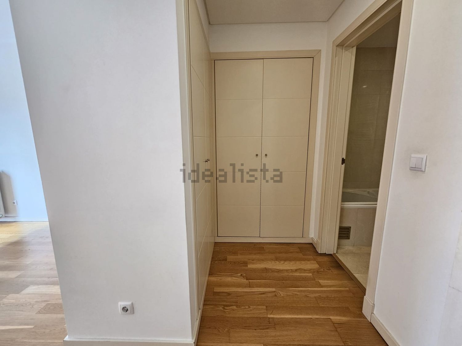 出租公寓 t2在Rua José Maria Nicolau, 2 - 试衣间