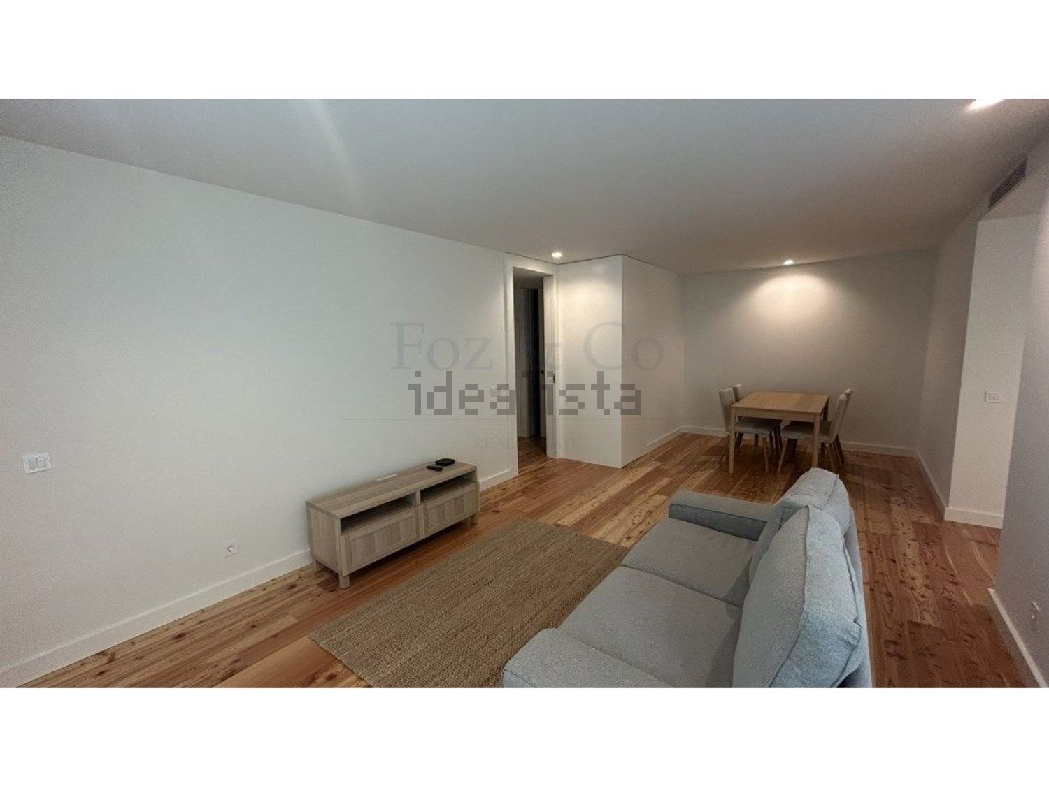出租公寓 t2在 Centro de Senhora da Hora - 客厅