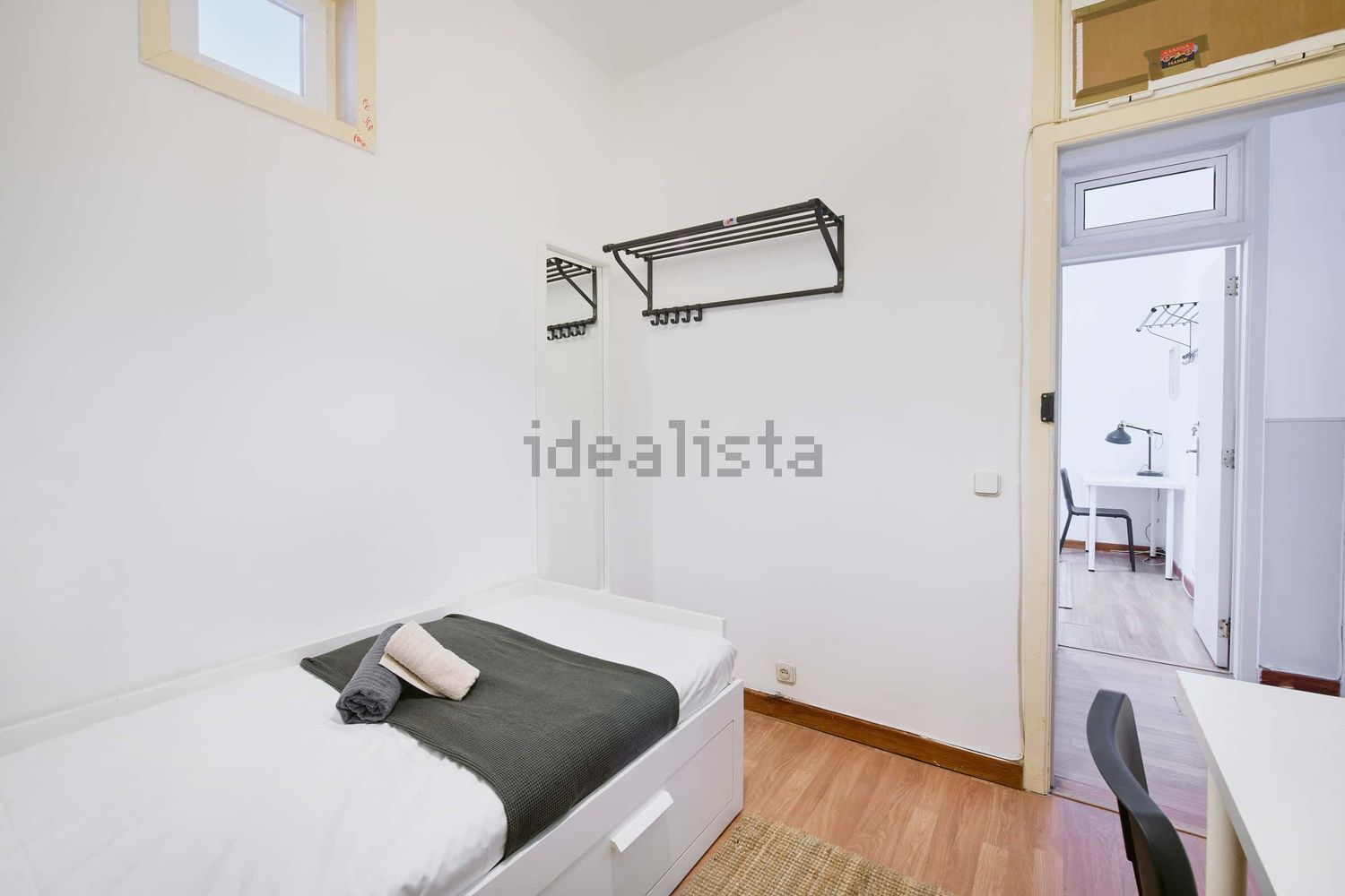 出租房间在Rua de Ponta Delgada, 56 - 卧室