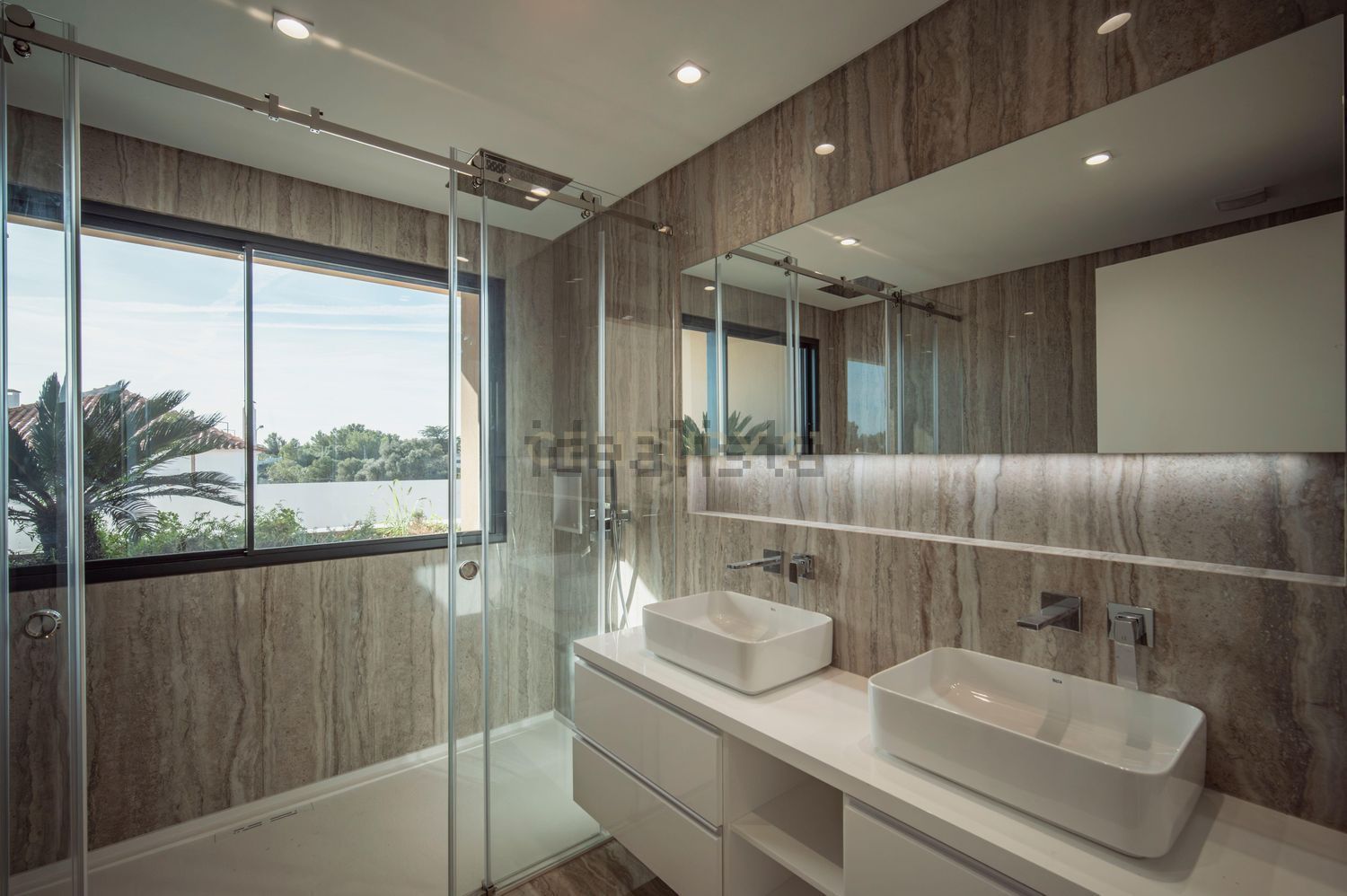 联排别墅出售在Praceta Luís de Camões, 6 - 卫生间