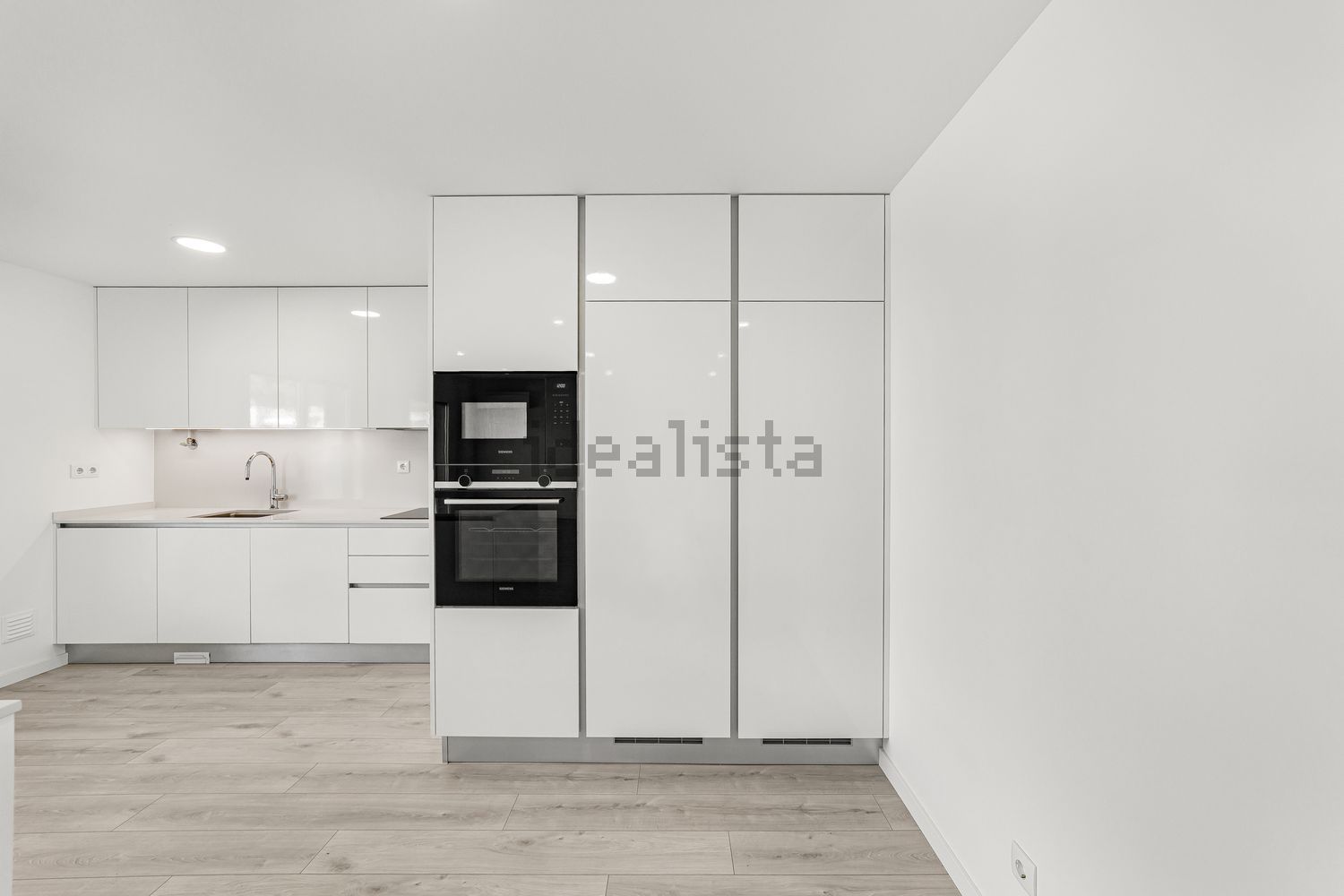 公寓 t3出售在Rua José Saramago, 156 - 厨房