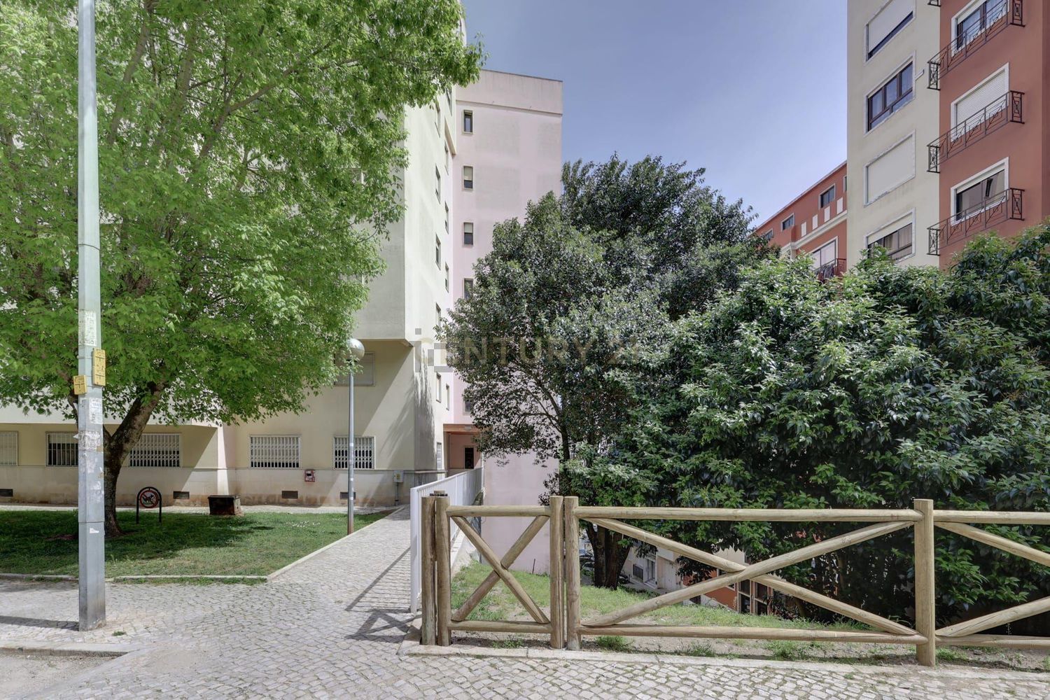 公寓 t2出售在Avenida da Liberdade, 44 - 花园