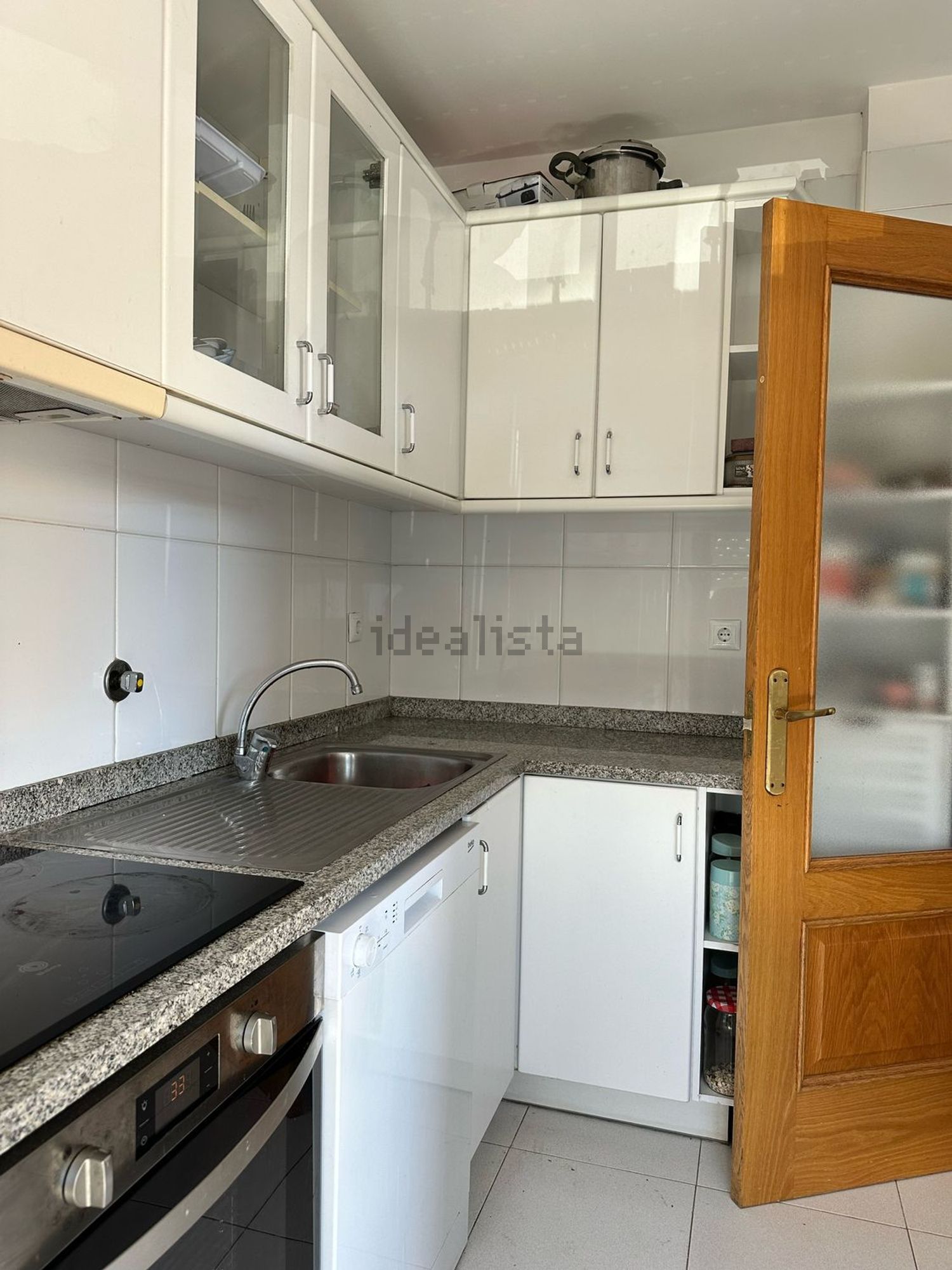 出租公寓 t1在Avenida comendedor ferreira de matosinhos, 539 - 厨房