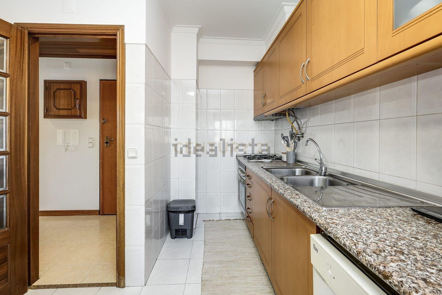 公寓 t2出售在Avenida da Liberdade, 44 - 厨房