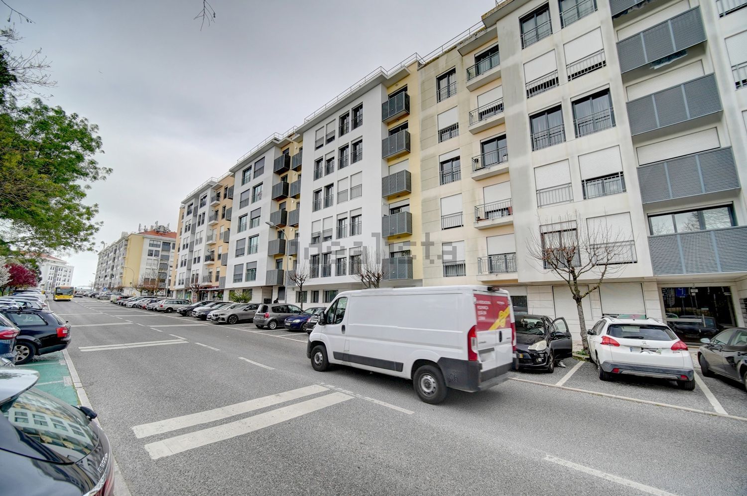 公寓 t2出售在Avenida João Paulo II, 4 - 视线