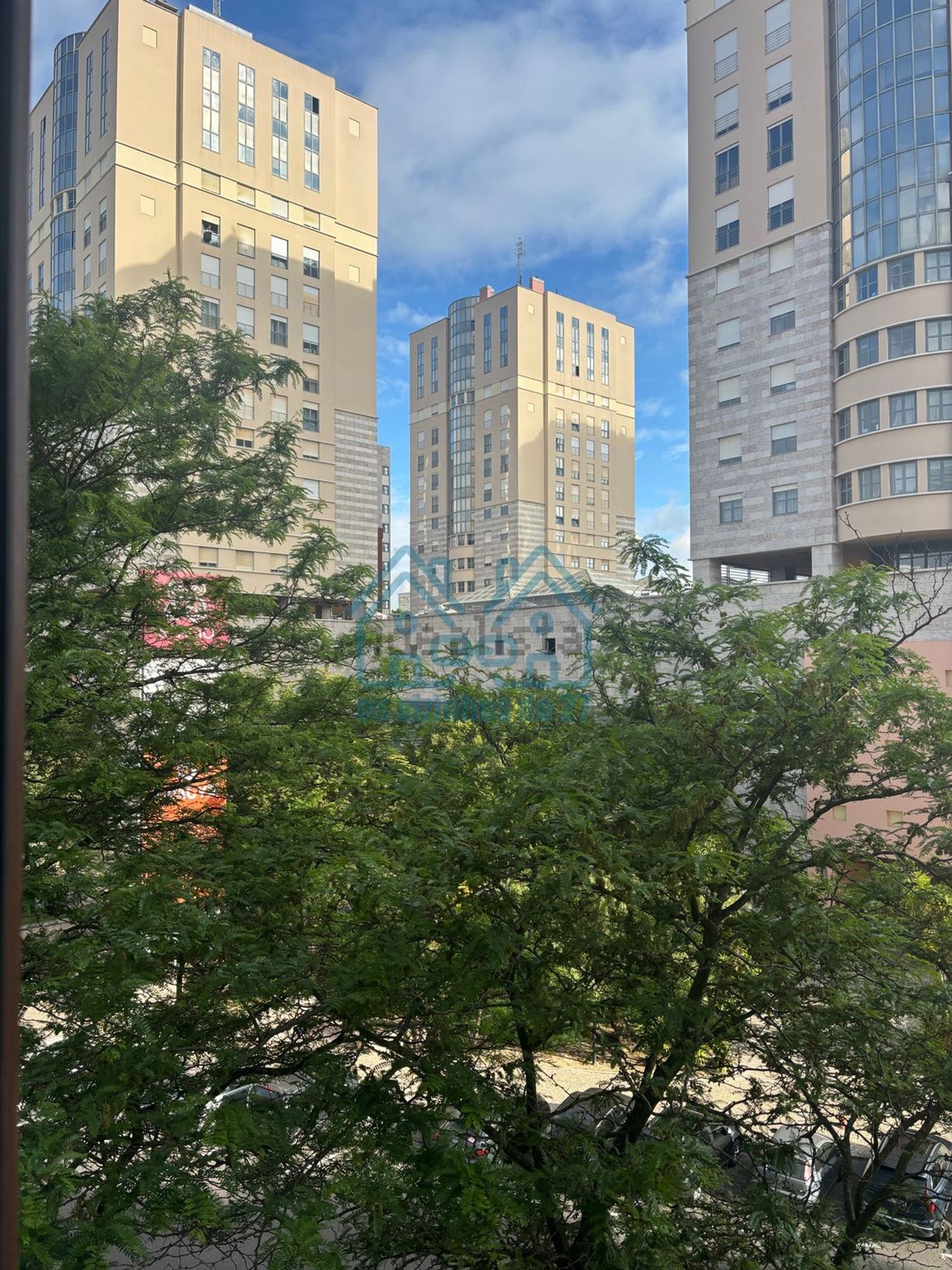 公寓 t4出售在Rua Cidade de Bolama - 视线
