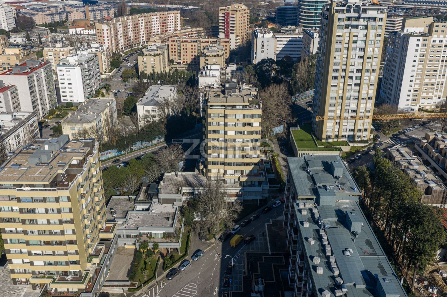 出租公寓 t5在Rua de Eugénio de Castro s/n - 详情