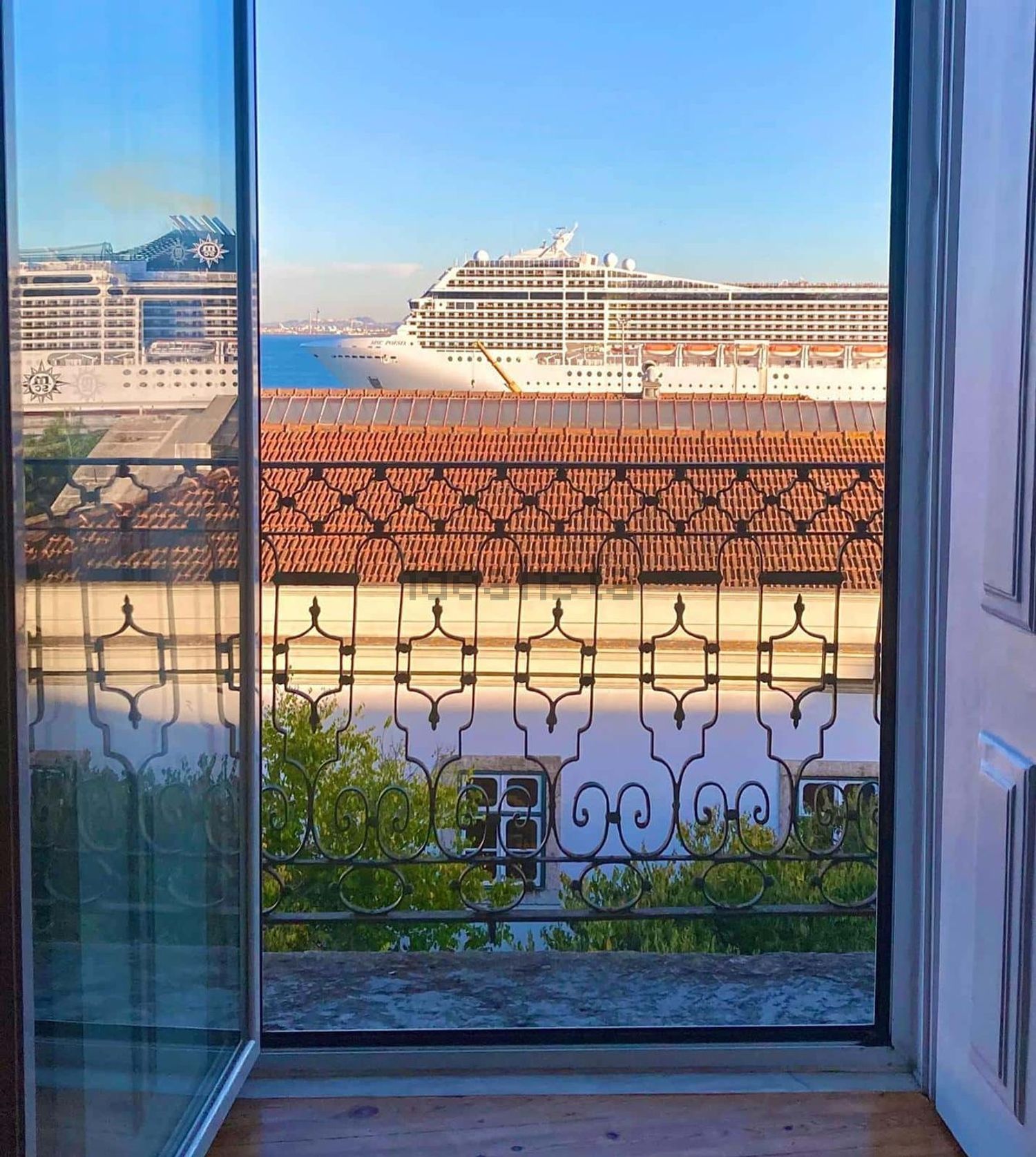 出租公寓 t2在Rua do Terreiro do Trigo, 90 - 阳台