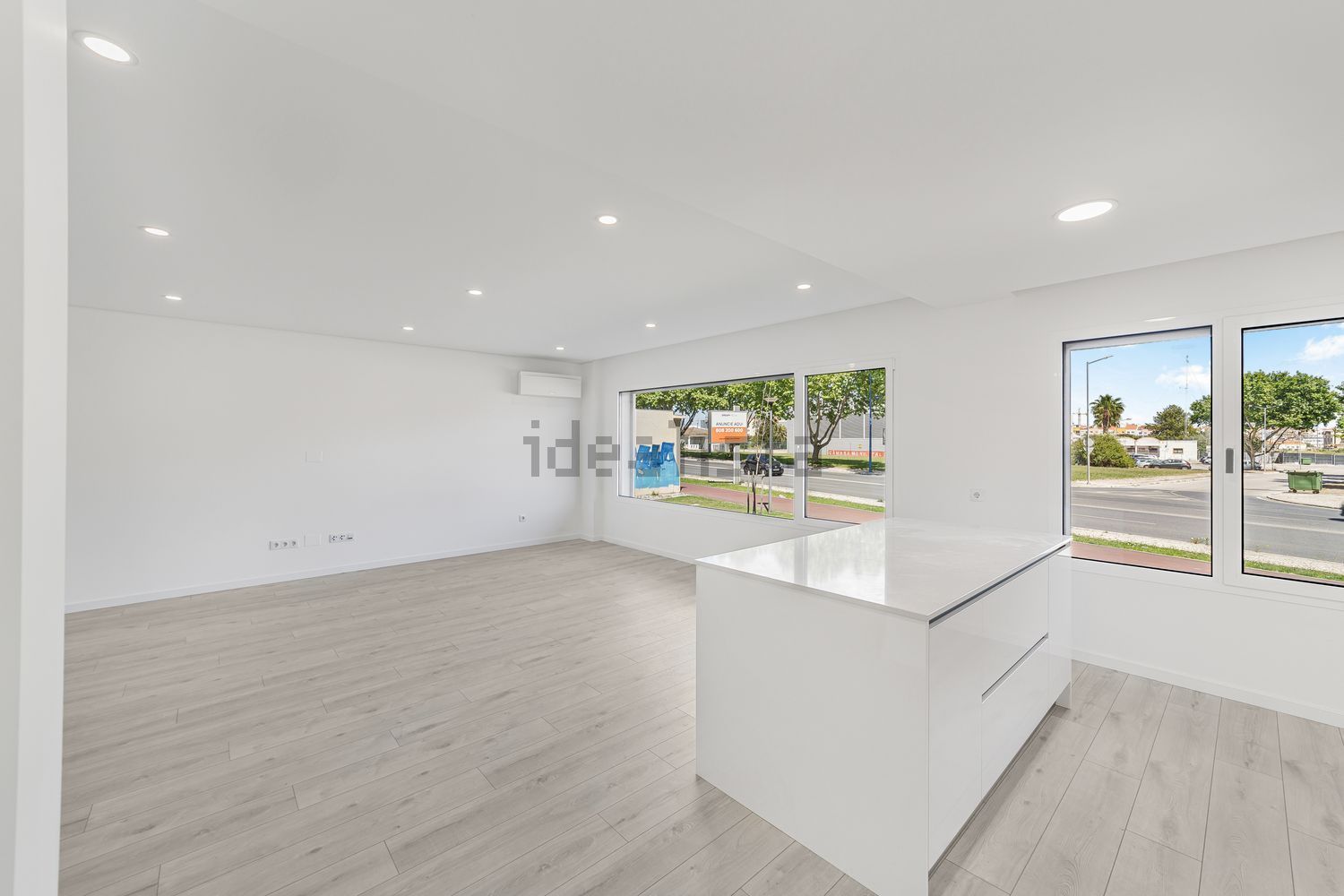 公寓 t3出售在Rua José Saramago, 156 - 厨房