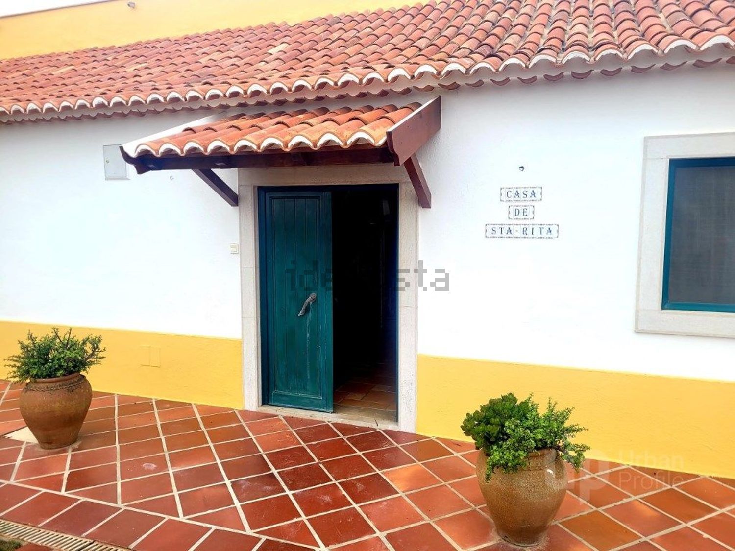 小楼房或独栋别墅出售在 Centro de A dos Cunhados - 外立面