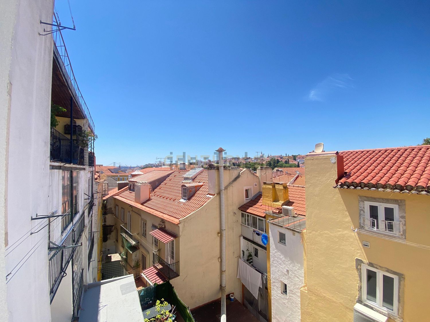 出租公寓 t3在Rua das Adelas, 15 - 阳台