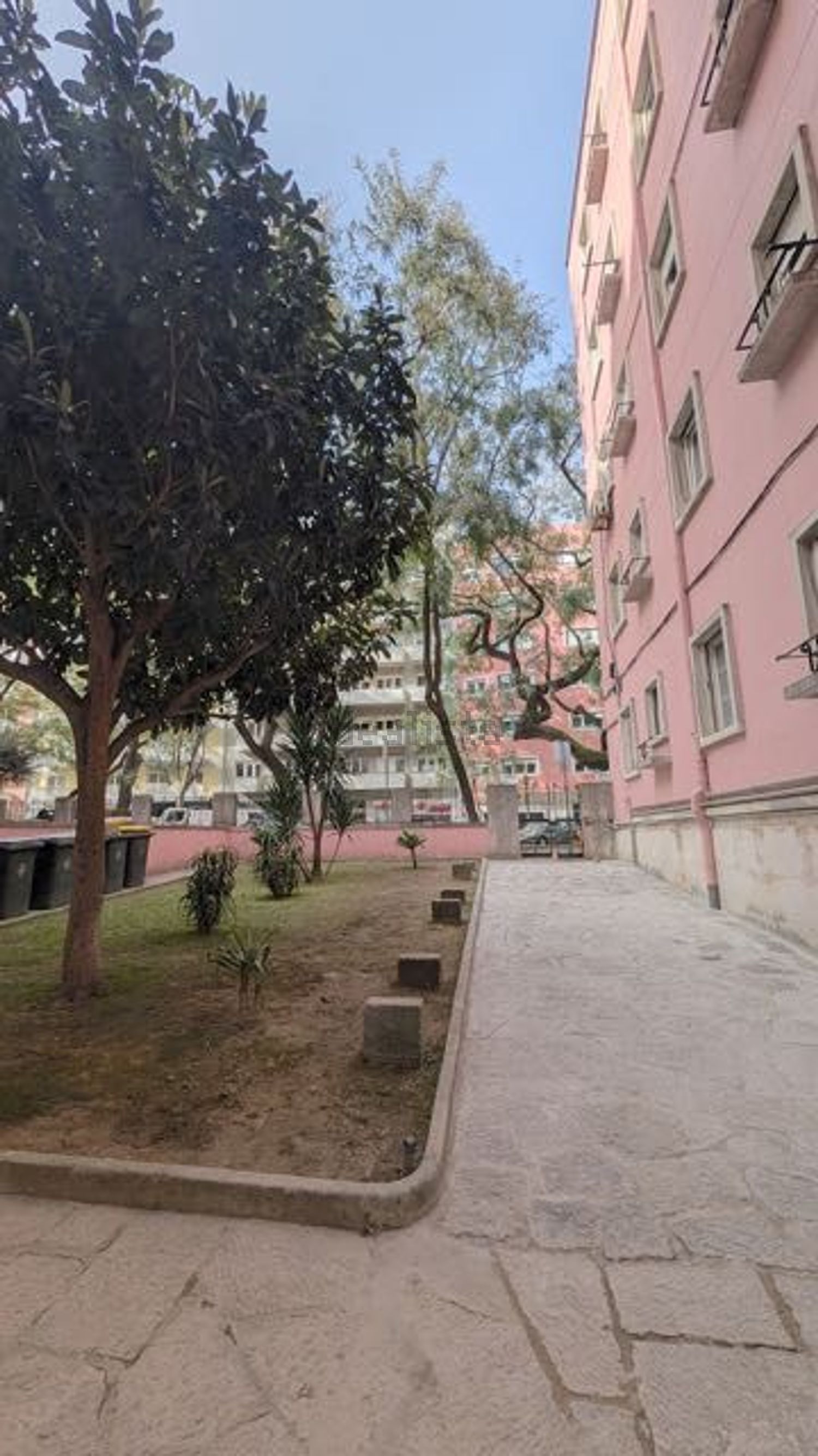 出租公寓 t3在Avenida Elias Garcia, 15 - 花园