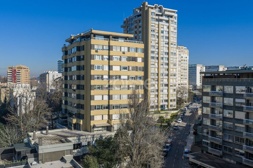 出租公寓 t5在Rua de Eugénio de Castro s/n