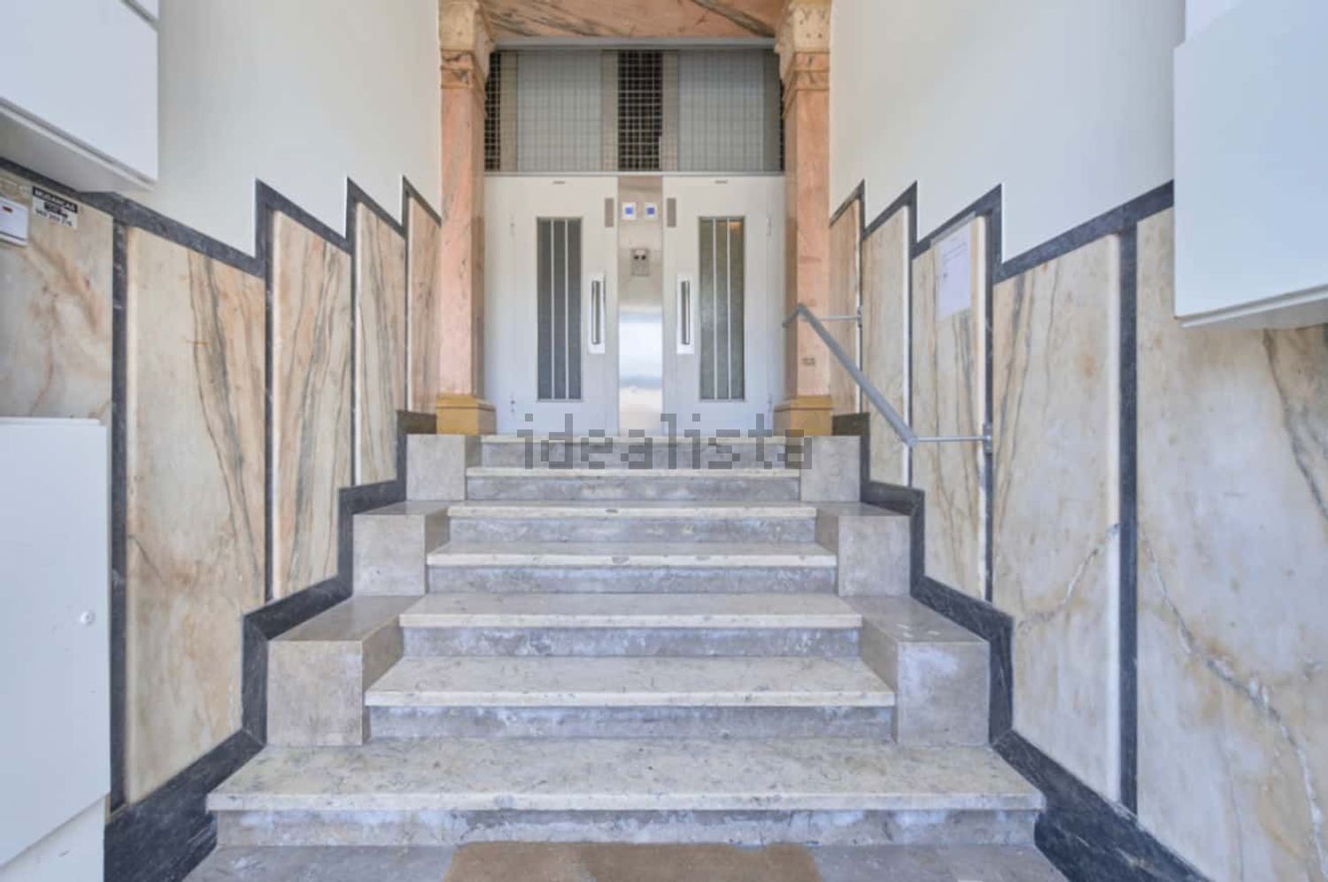 出租t0（单人公寓）在Rua Joaquim António de Aguiar, 43 - 详情