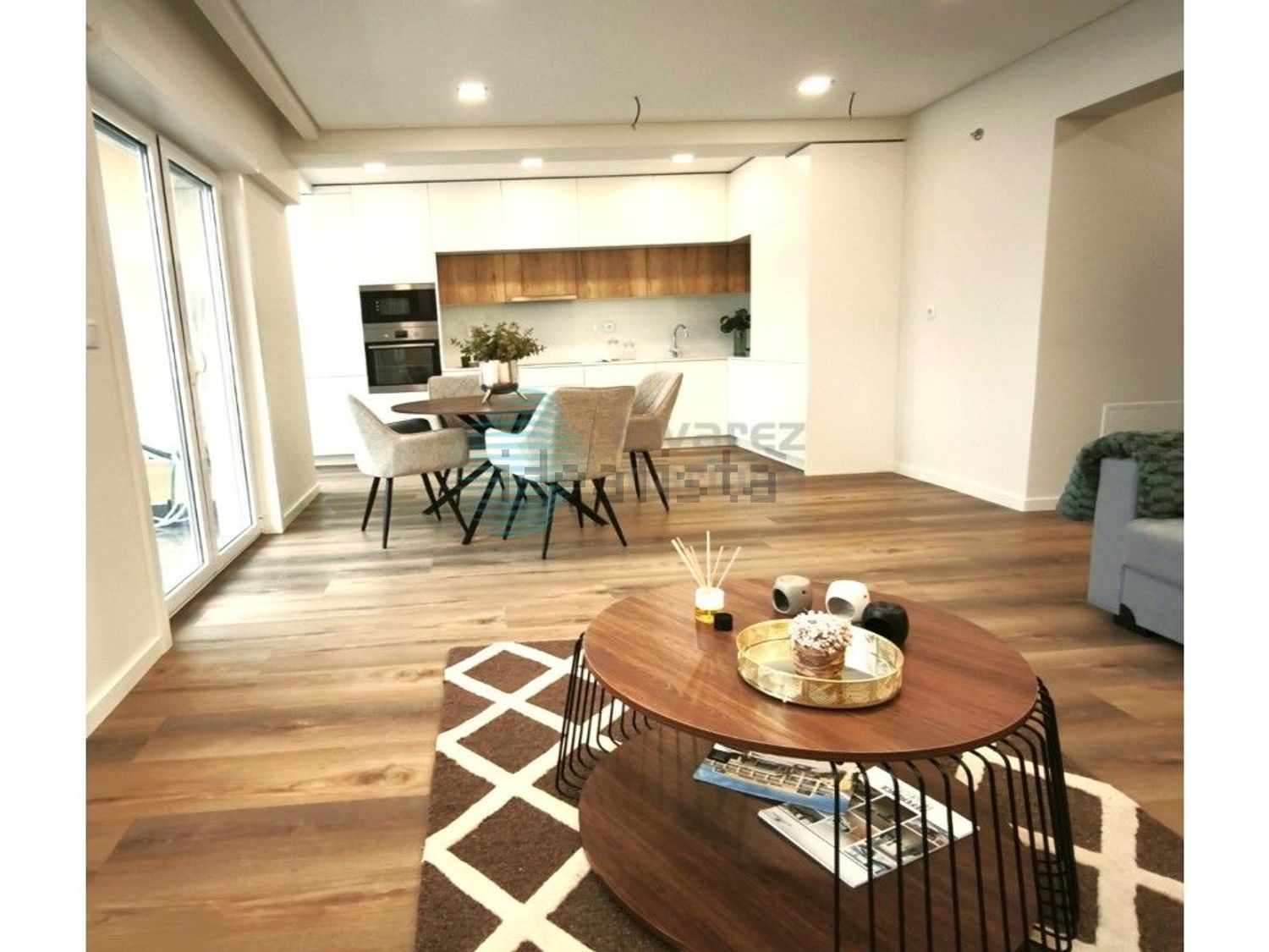 公寓 t3出售在 Bairro de Santa Cruz - 客厅